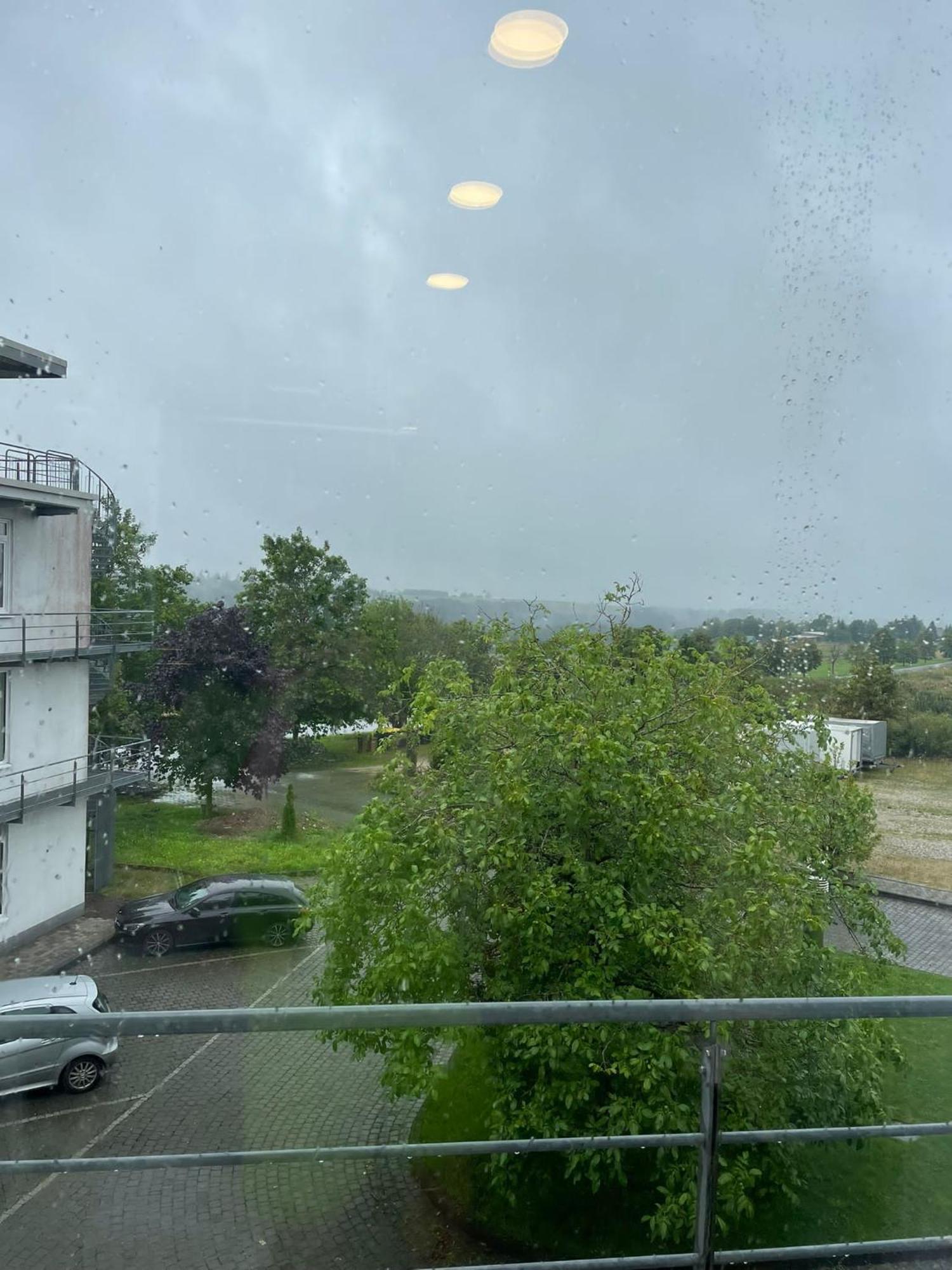 Eventhaus Aparthotel Panzweiler Екстериор снимка