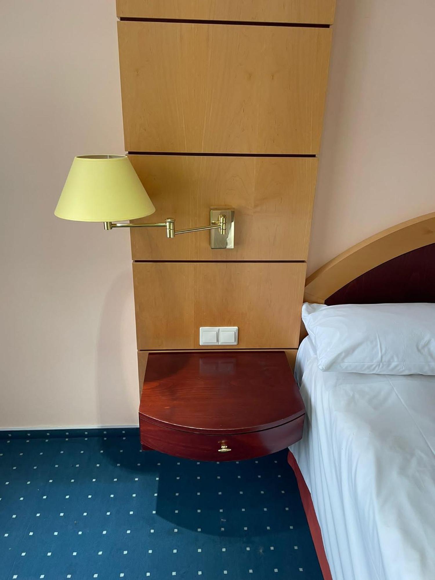 Eventhaus Aparthotel Panzweiler Екстериор снимка