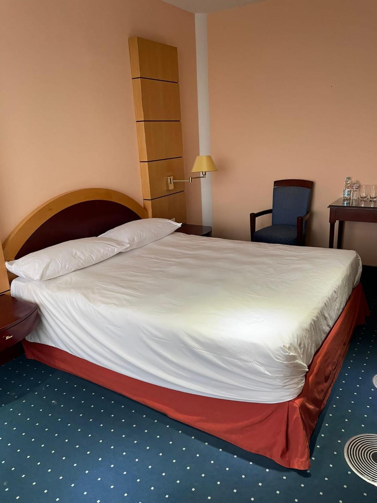 Eventhaus Aparthotel Panzweiler Екстериор снимка