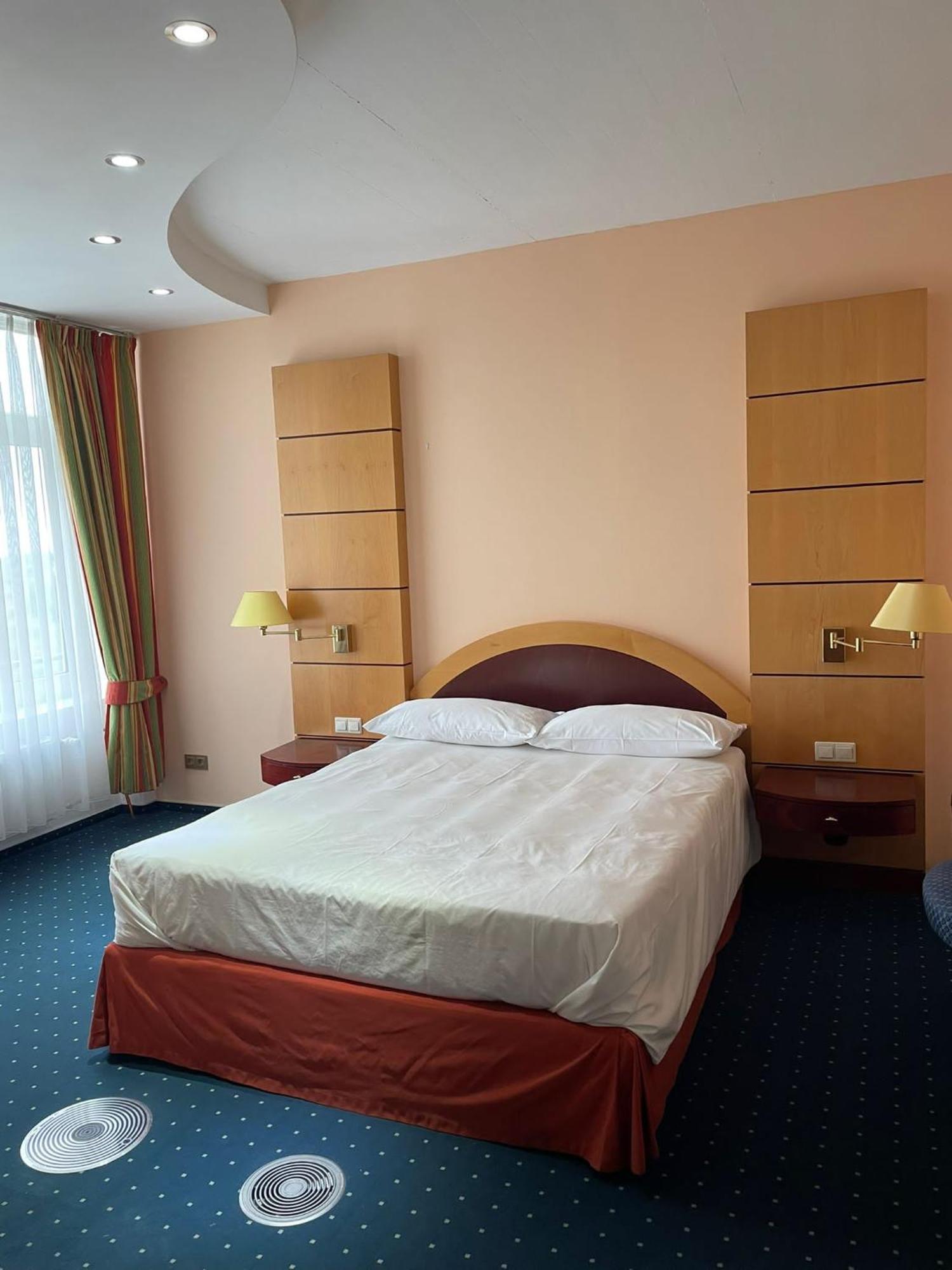 Eventhaus Aparthotel Panzweiler Екстериор снимка