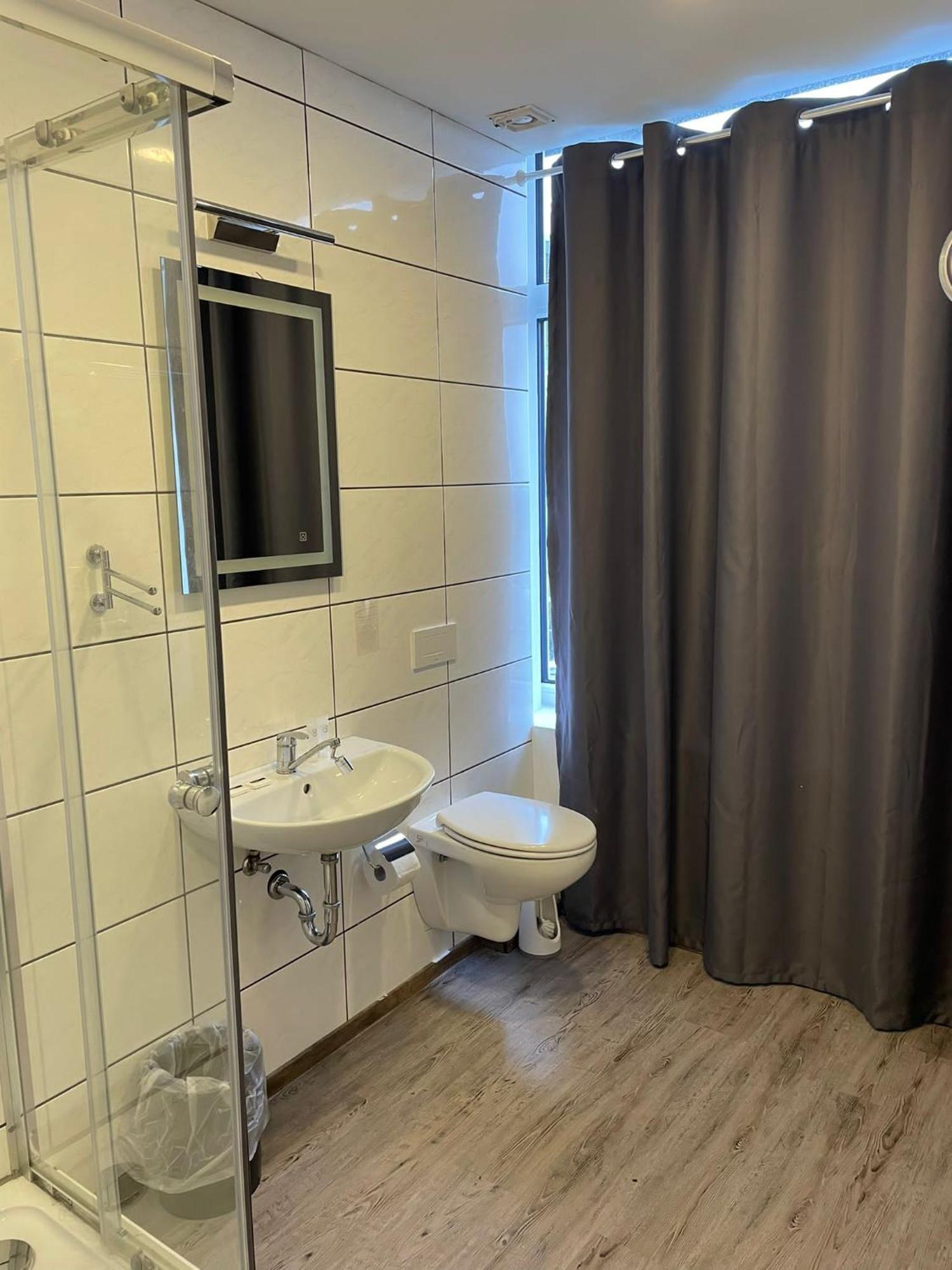 Eventhaus Aparthotel Panzweiler Екстериор снимка