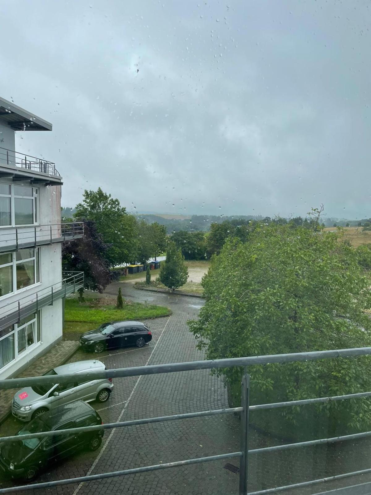 Eventhaus Aparthotel Panzweiler Екстериор снимка