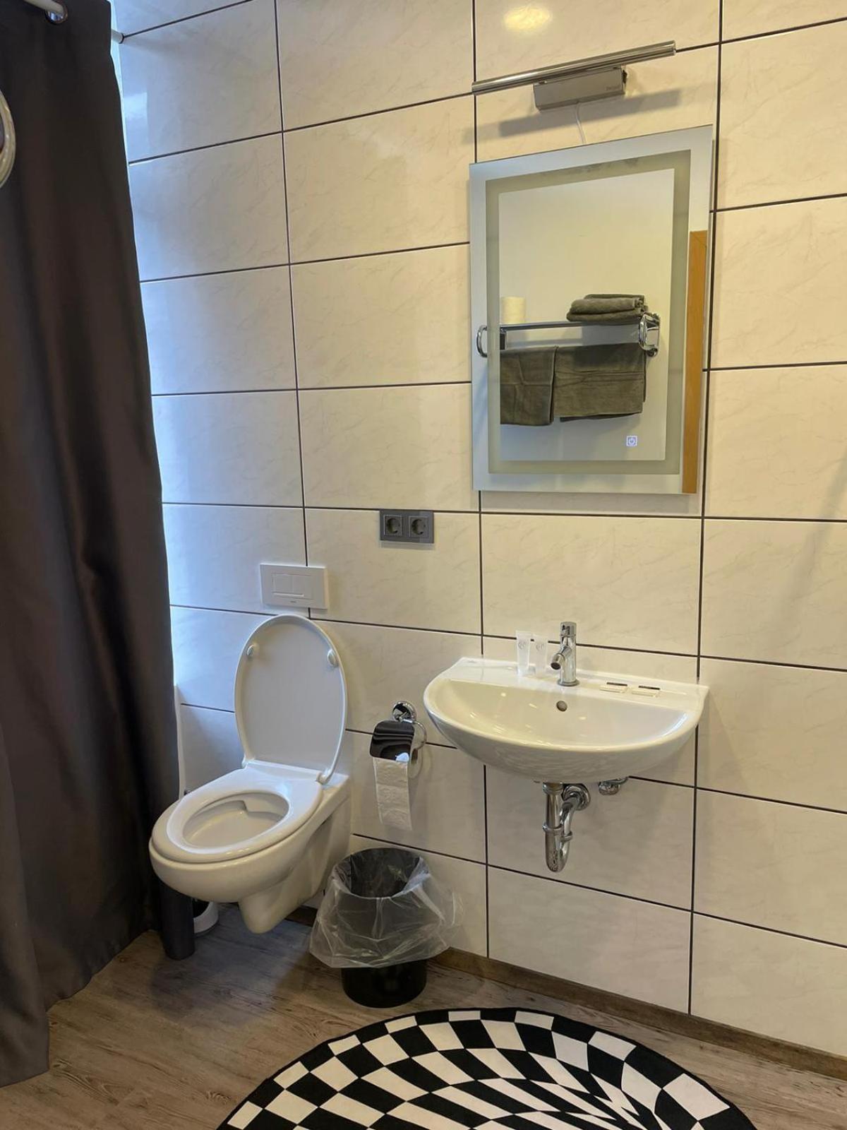Eventhaus Aparthotel Panzweiler Екстериор снимка