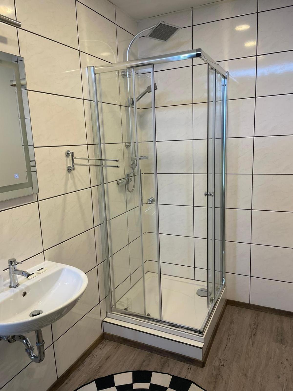 Eventhaus Aparthotel Panzweiler Екстериор снимка