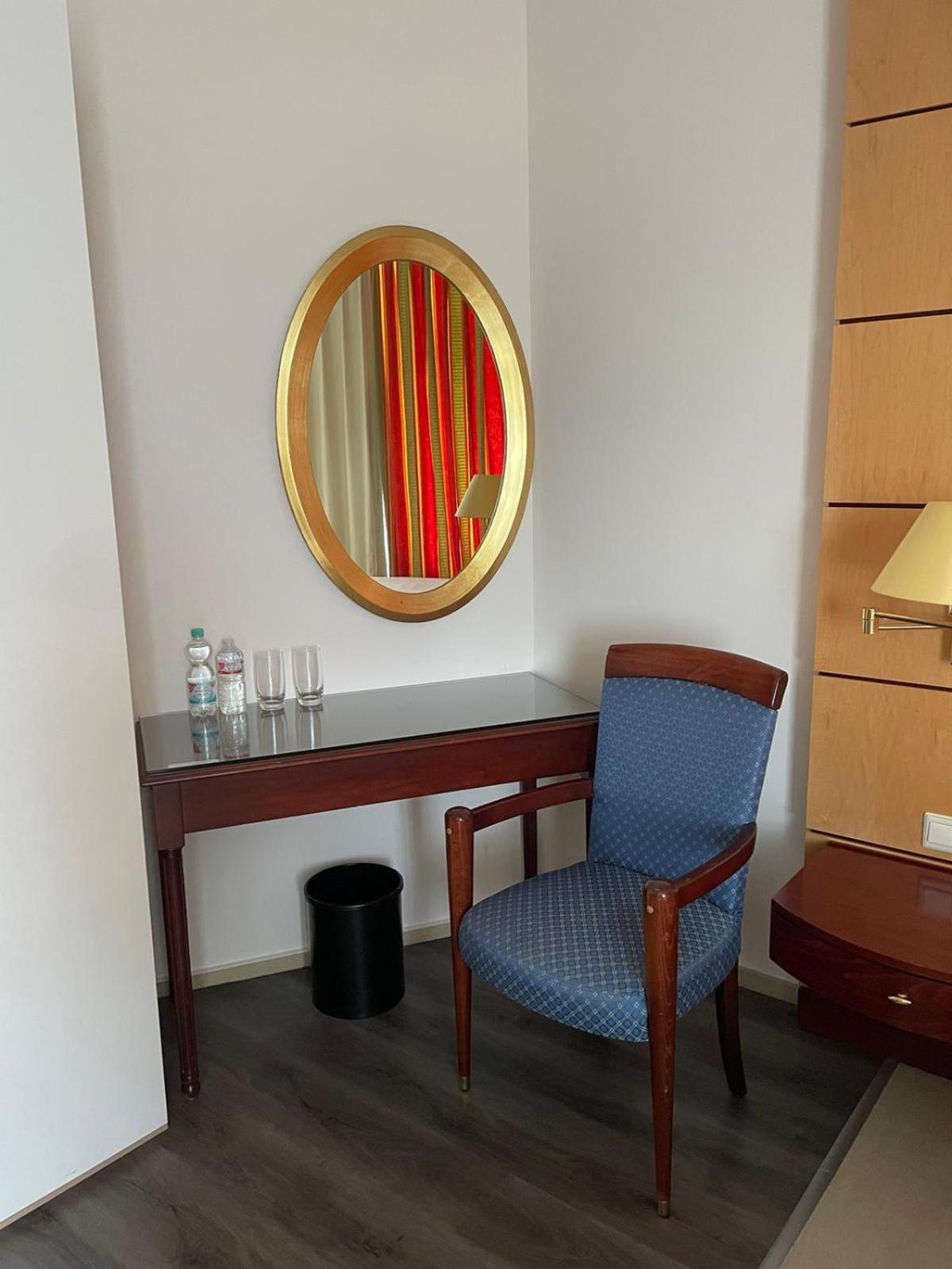 Eventhaus Aparthotel Panzweiler Екстериор снимка
